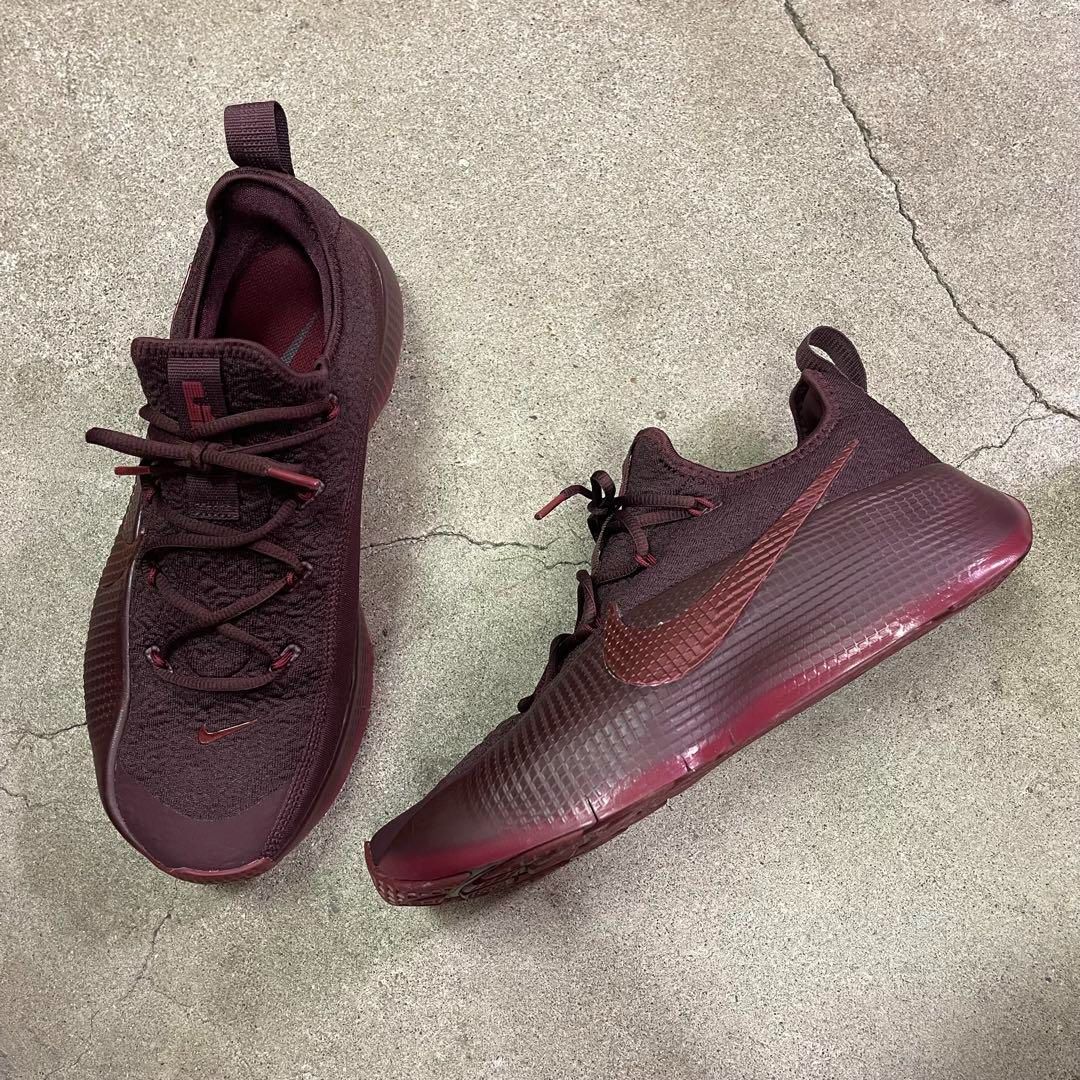 Nike Sabrina 2 by you ウィメンズサイズ 27.5㎝ WOMAN US9.5 NIKE BY