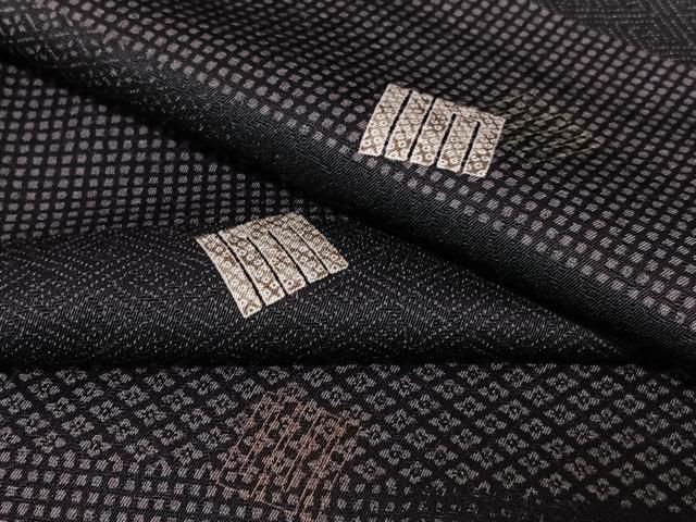 平和屋着物●上質な小紋　横段吉祥花文　源氏香　黒地　金彩　三越扱い　正絹　逸品　AAAY0076zg 平和屋着物○上質な小紋 横段吉祥花文 源氏香 黒地 金彩 三越扱い 正絹