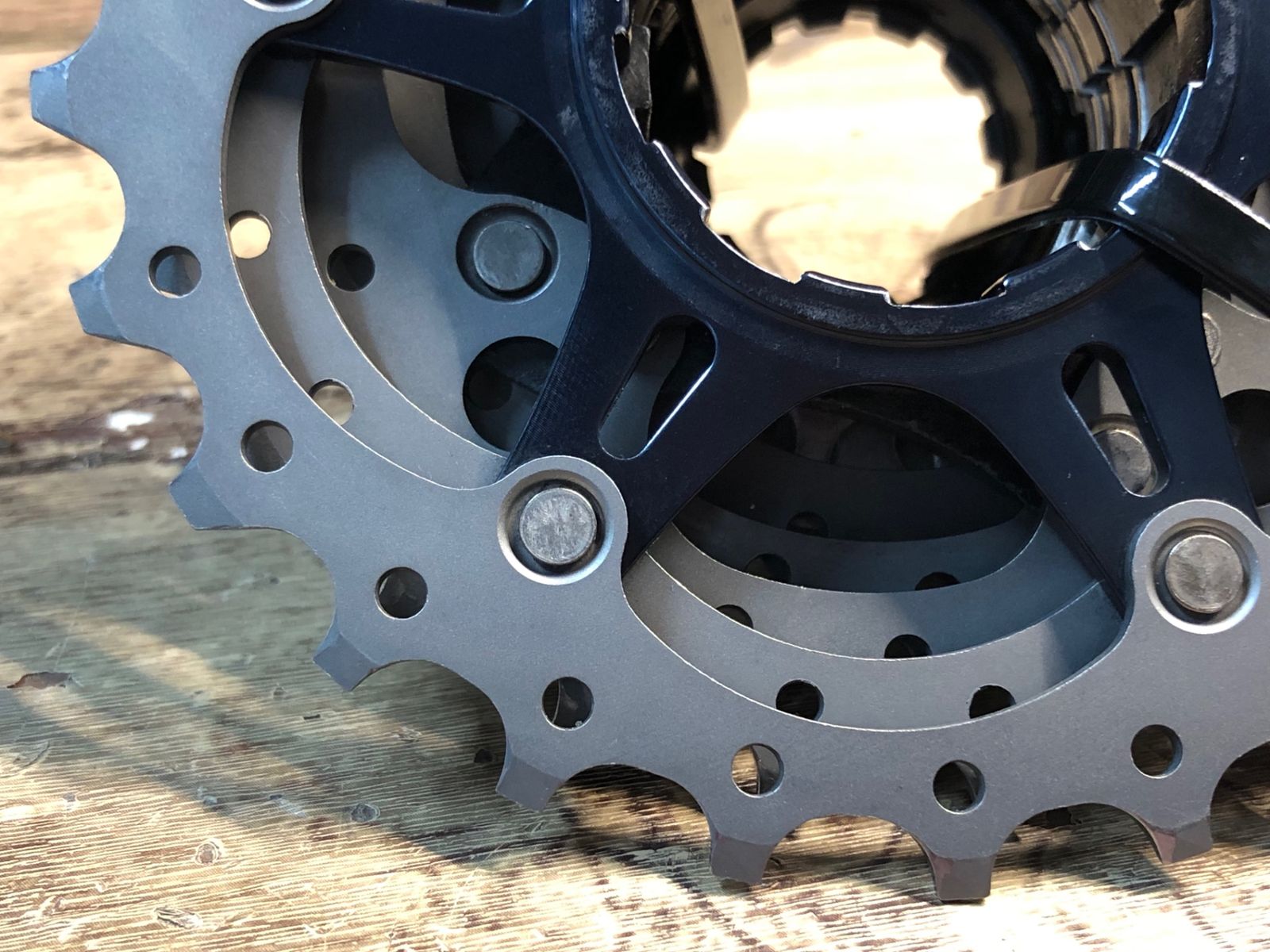 HQ534 シマノ SHIMANO デュラエース DURA-ACE CS-R9100 スプロケット