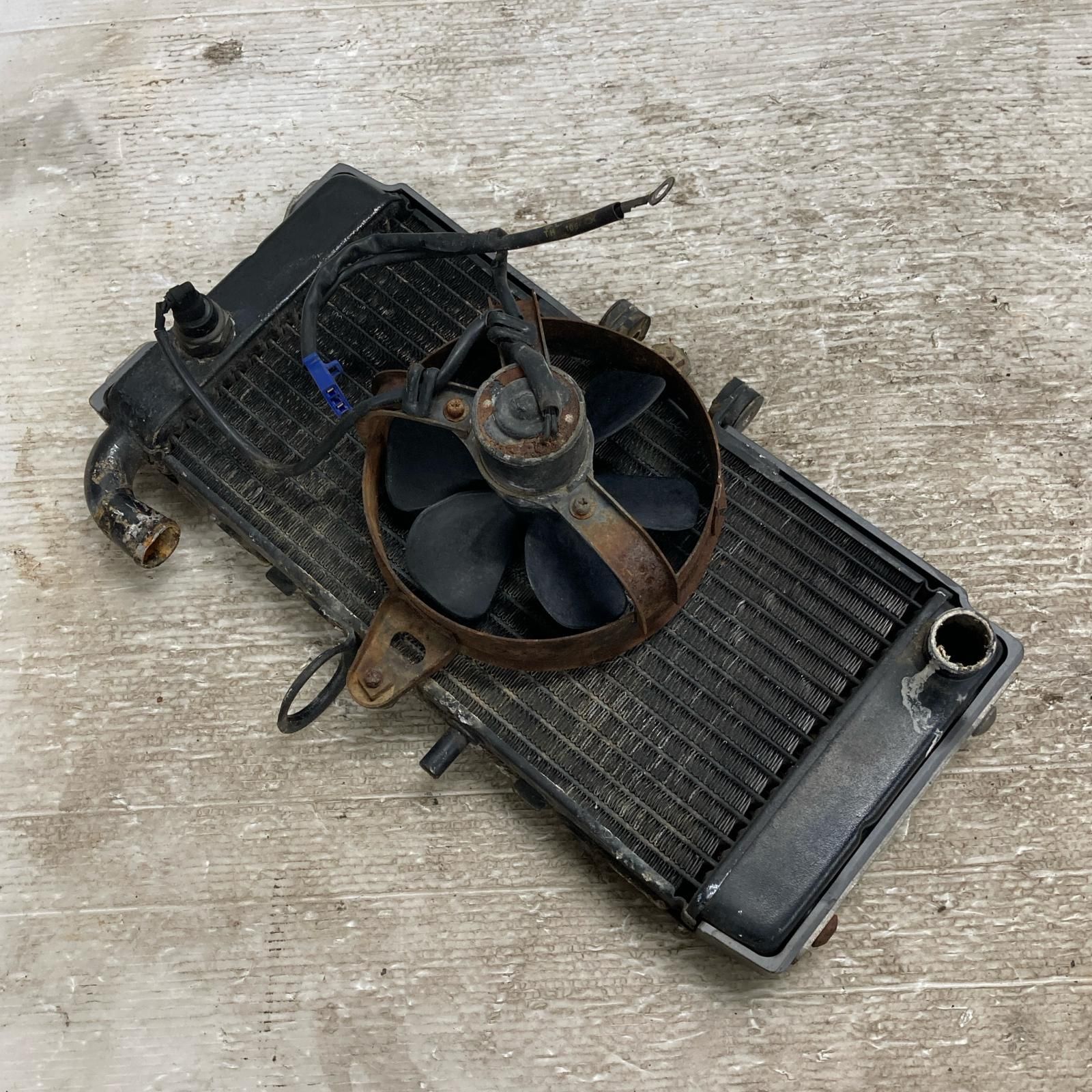 HONDA CB400SF NC31 ラジエーター ファン ホンダ