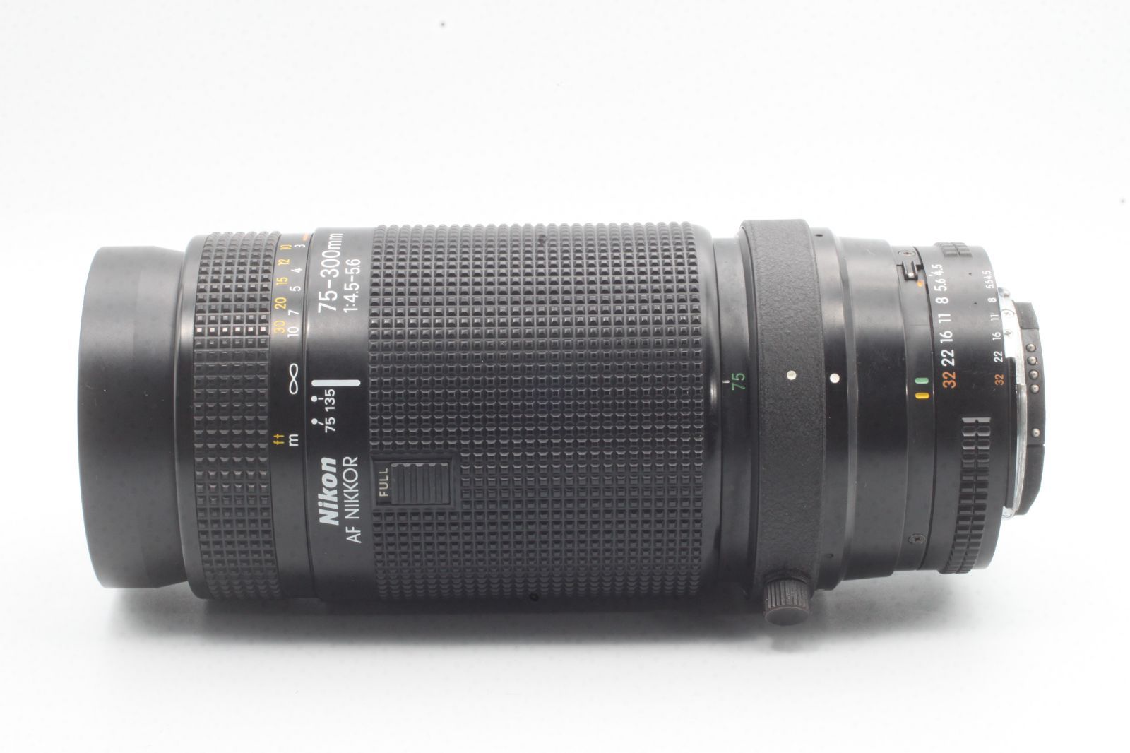 Nikon AF NIKKOR 75～300mm レンズ
