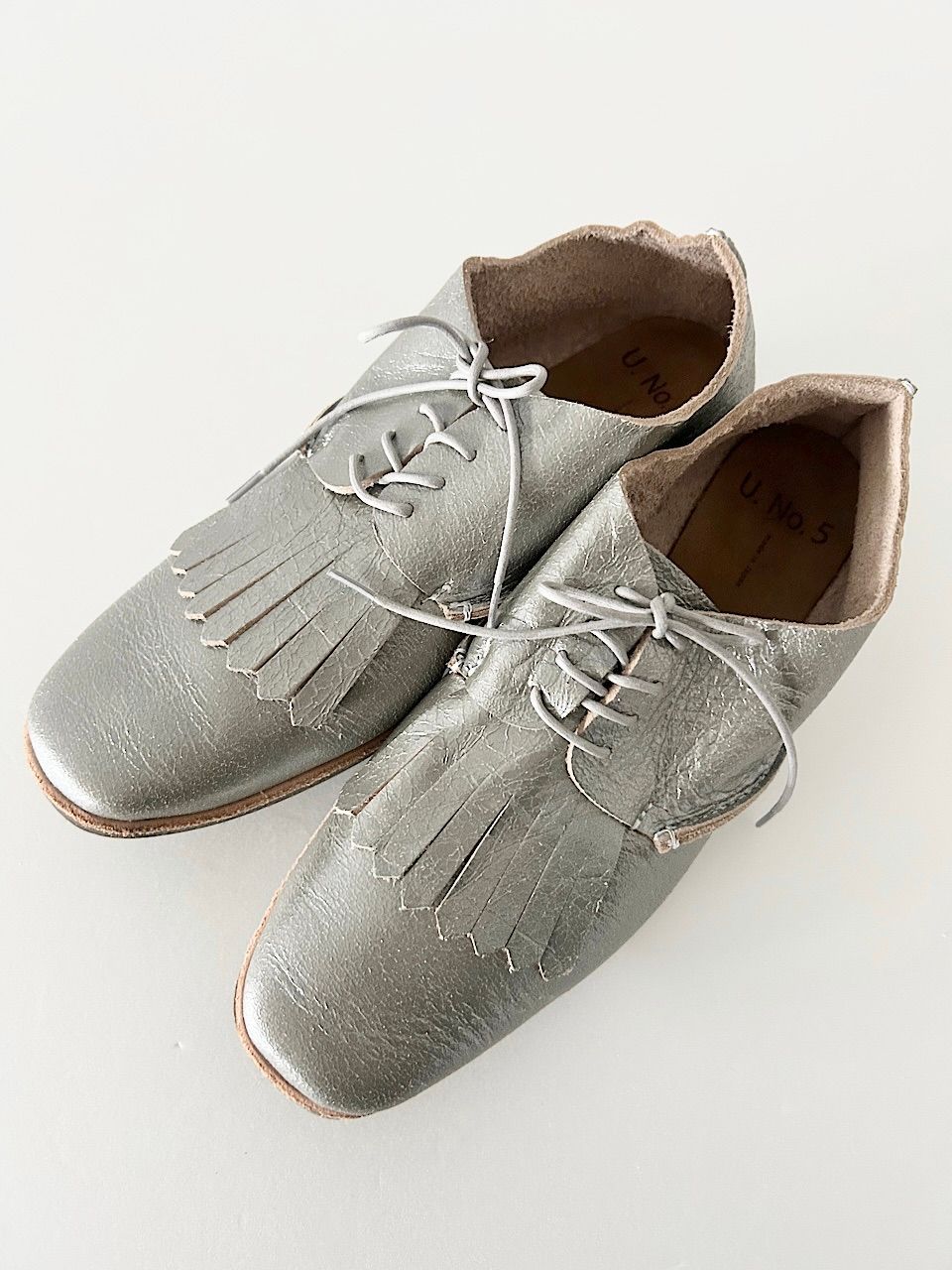 【美品】U.No.5　KILT SHOES　シルバー　サイズ6　USサイズ8 美品】U.No.5 KILT SHOES シルバー サイズ6 USサイズ8 - メルカリ