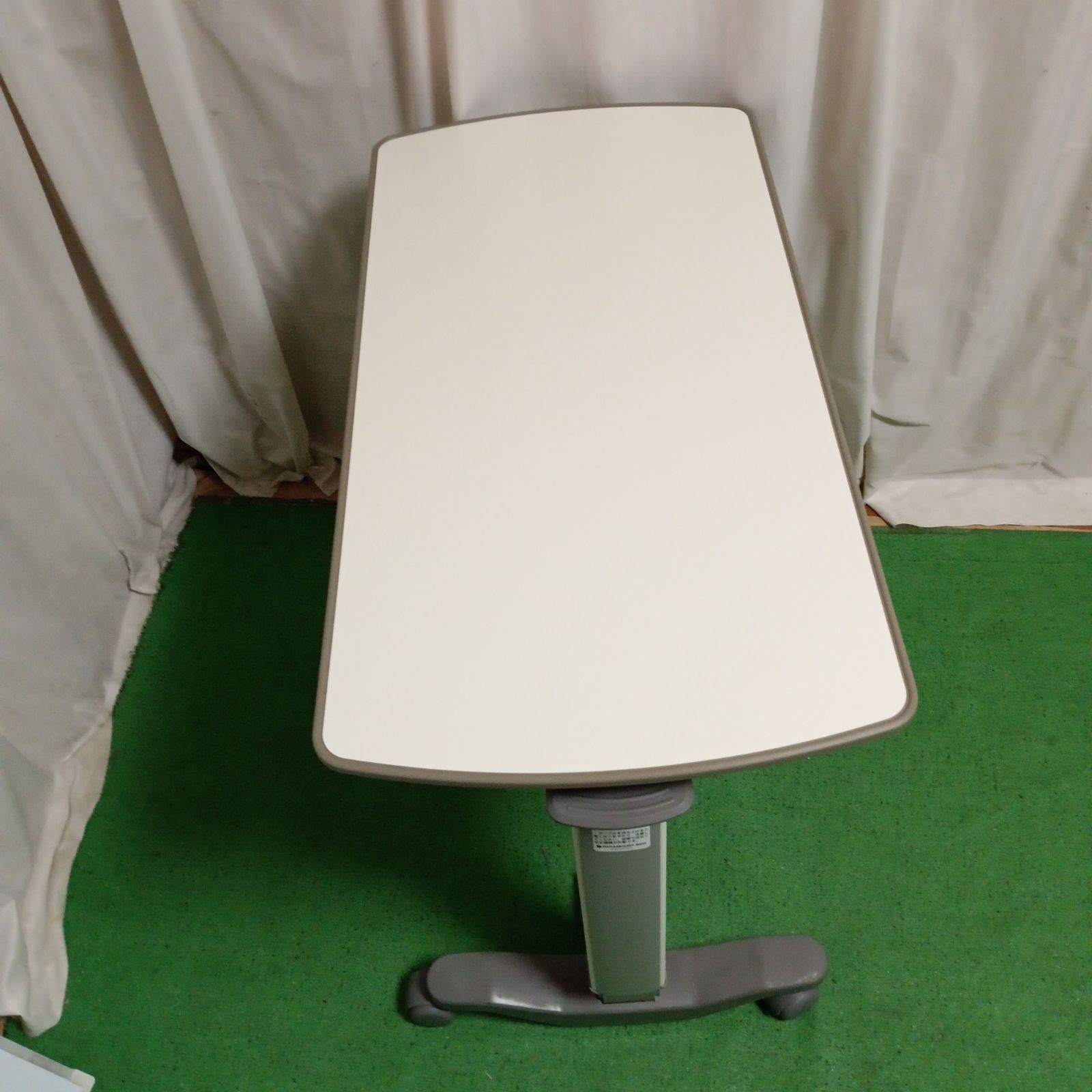中古 パラマウントベッド ベッドサイドテーブル KF-192 介護用品 