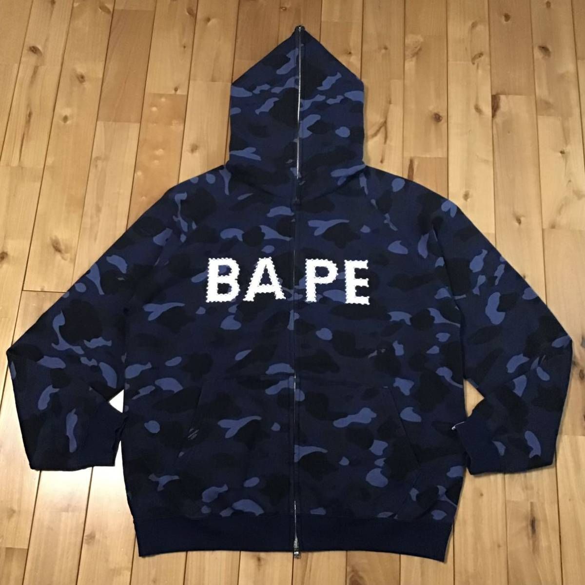 A bathing ape ラインストーンパーカー カモ柄 希少 Sサイズ 2025年最新】エイプ ラインストーン パーカーの人気アイテム - メルカリ