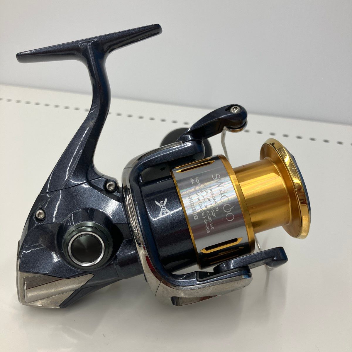 釣り用品 リール スピニングリール SHIMANO 15ツインパワーSW 4000XG　箱有り