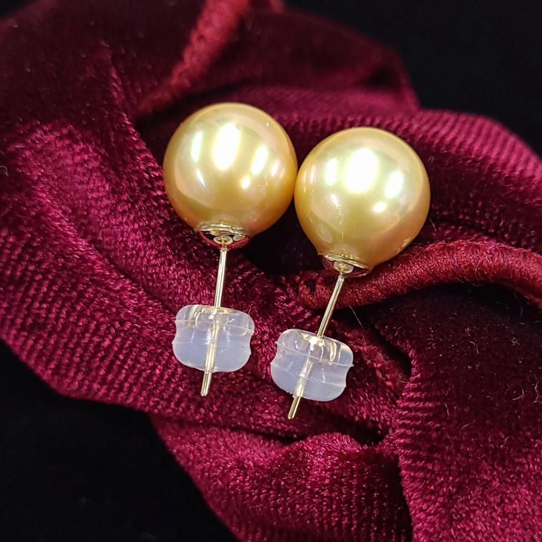 南洋 ゴールデンパール 9mmUP K18 yg 真珠 ピアス - メルカリ