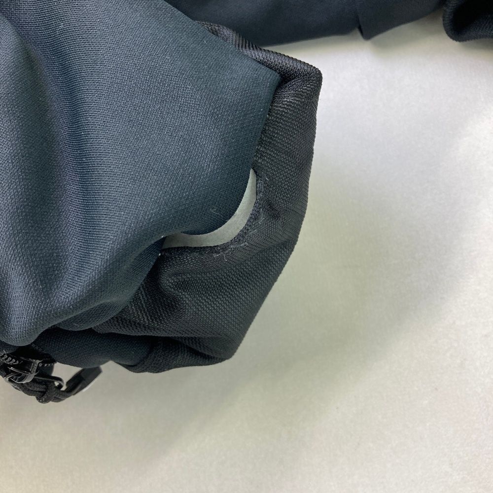 サイズ：3L TITLEIST タイトリスト ジップ ジャケット 総柄 ブラック系