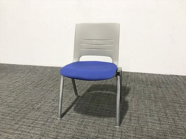 スタッキングチェア エレナ 背カバー無 オカムラ グレー ブルー