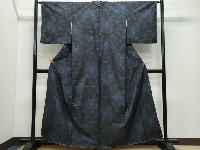 平和屋着物 本場大島紬 7マルキ 舞葉文 正絹 CAAY3022vf