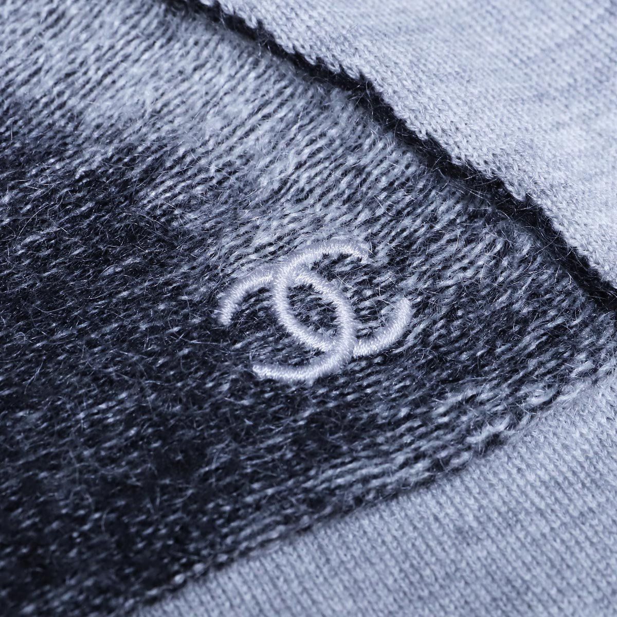 レアCHANEL メンズシャネルオム ニットsize LPharrell