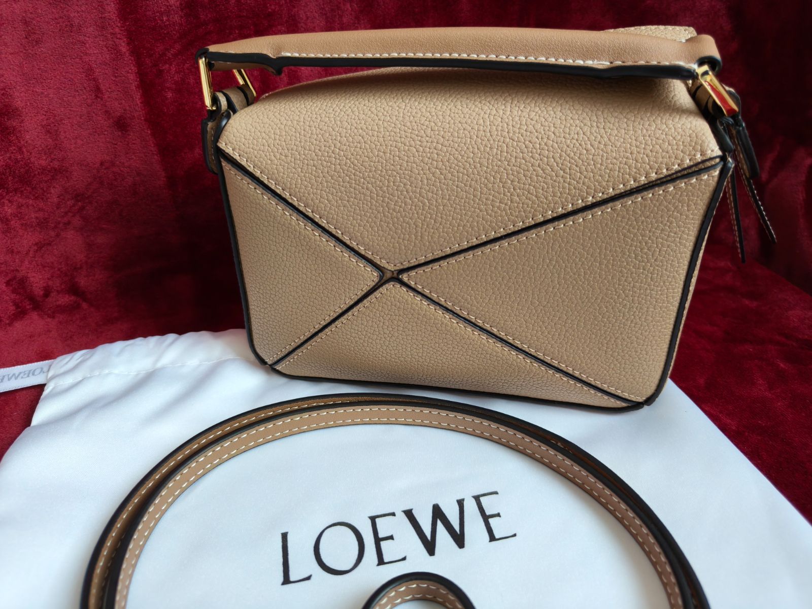 美品 LOEWE パズルショルダーバッグ ラージ - バッグ