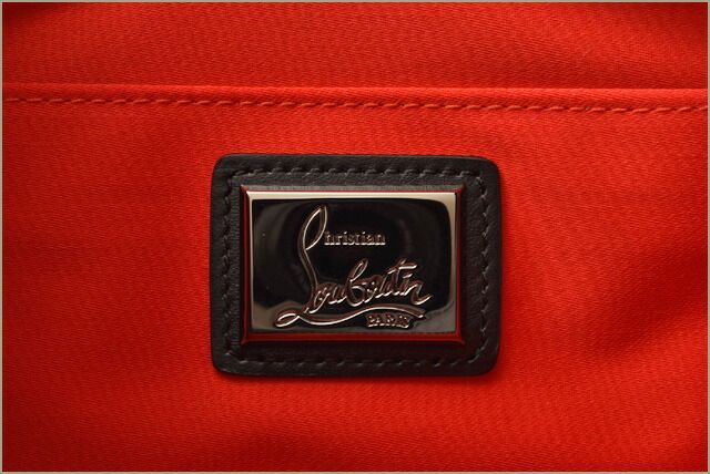 クリスチャンルブタン クラッチバッグ/ショルダーバッグ Christian louboutin Loubiclutch カーフ/スパイク ブラック/ガンメタル 1165013【中古】 クリスチャンルブタン クラッチバッグ/ショルダーバッグ Christian
