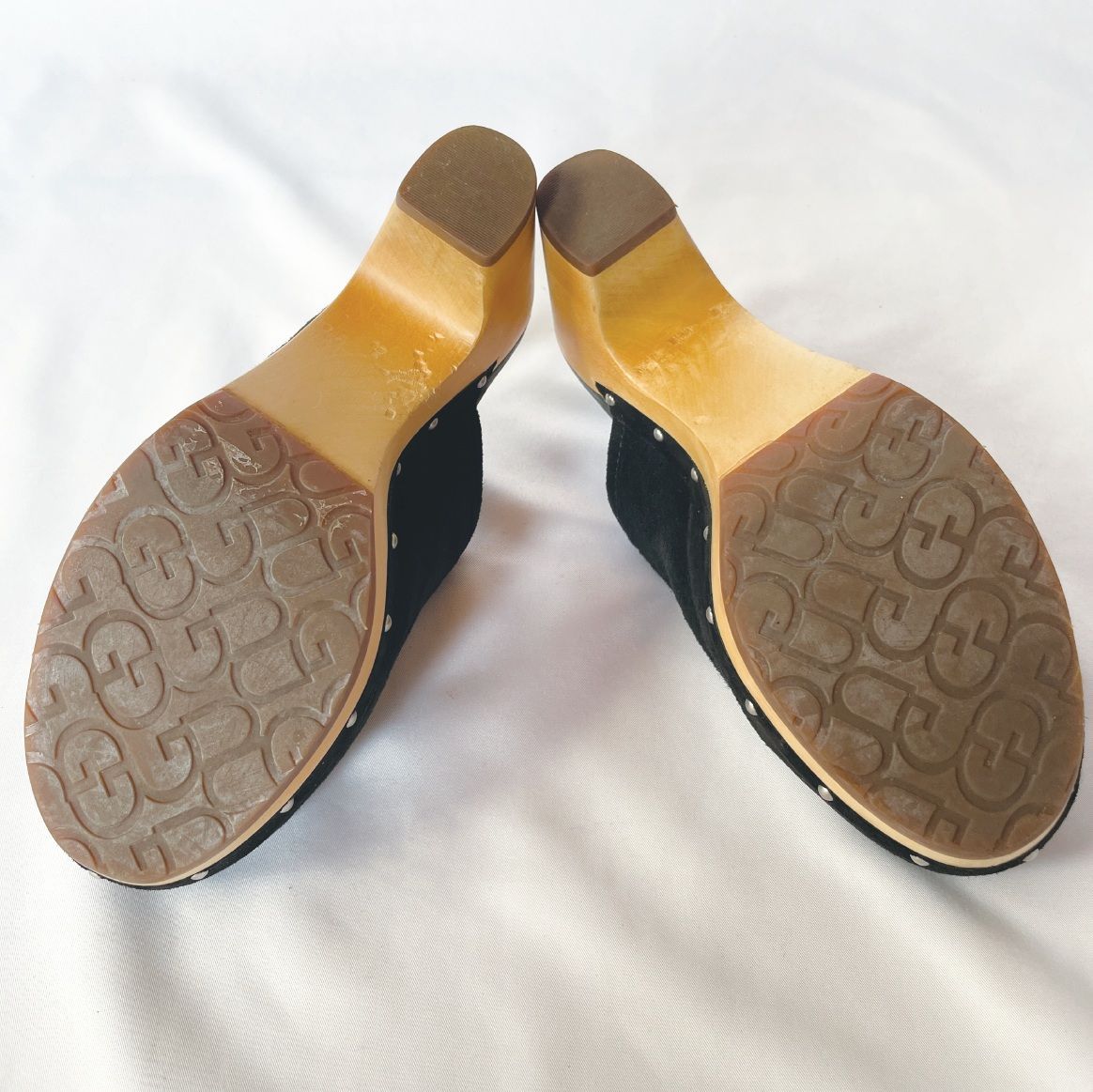 【UGG（アグ）】サボサンダル スウェード ブラック（23㎝） ✱UGG（アグ）✱サボサンダル スウェード ブラック（SIZE:23