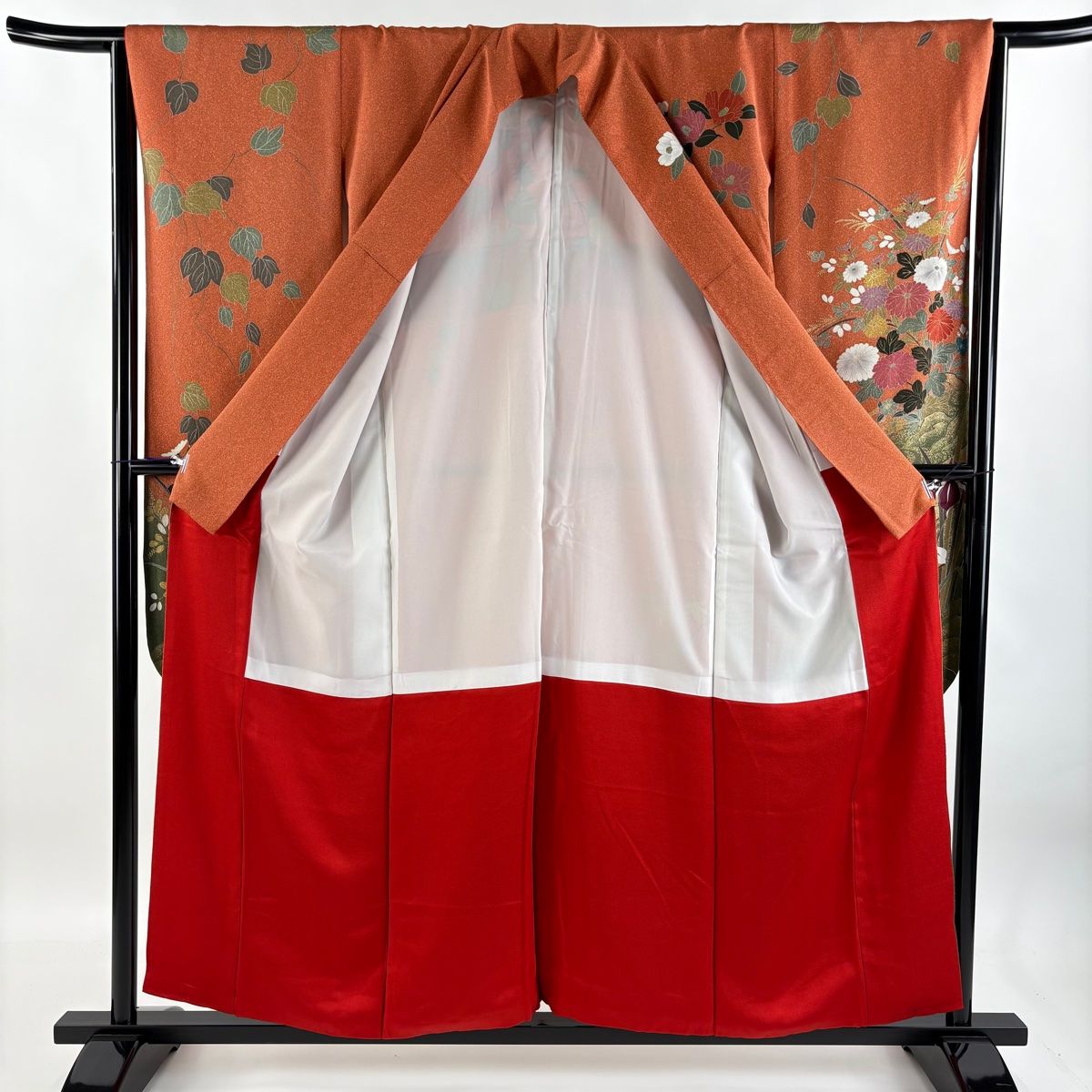 ≪美品≫正絹　振袖のみ【539】【155cm~165cmの方用】 振袖 身丈165cm 裄丈66cm M 袷 牡丹 桜 箔 ラメ糸 クリーム 正絹