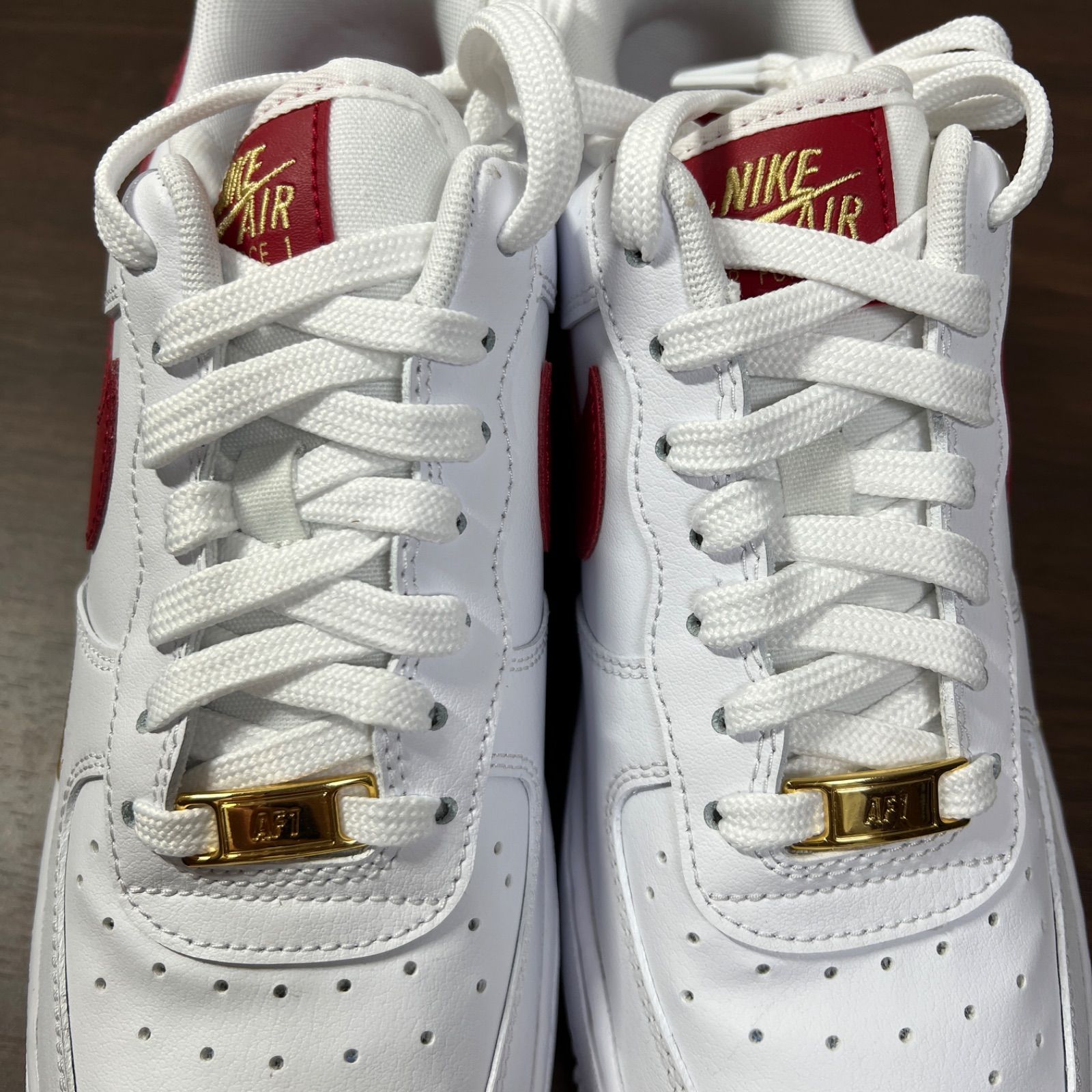 Air force 1 white 2024 gym red metallic gold