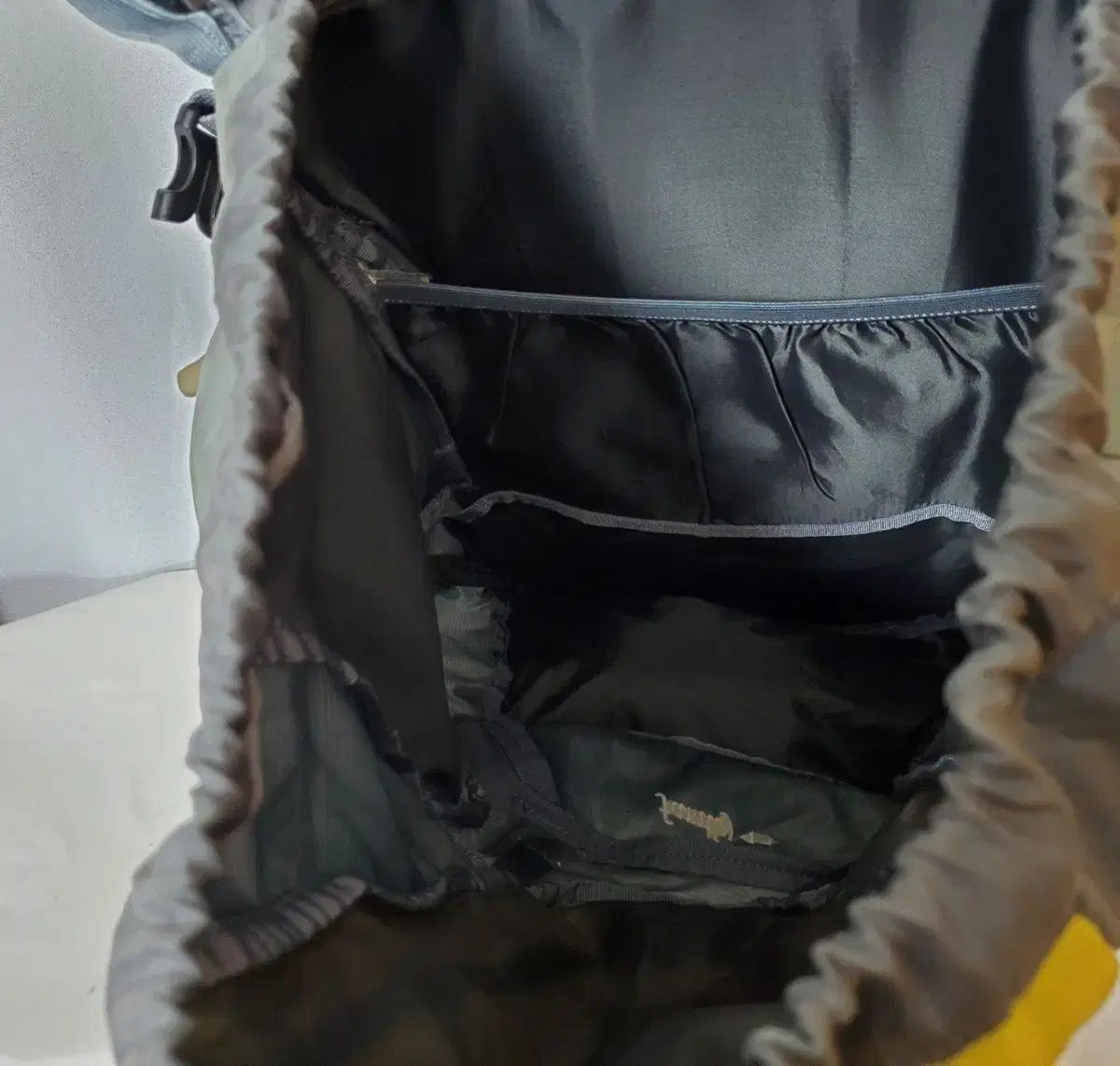 登山リュック 42L
