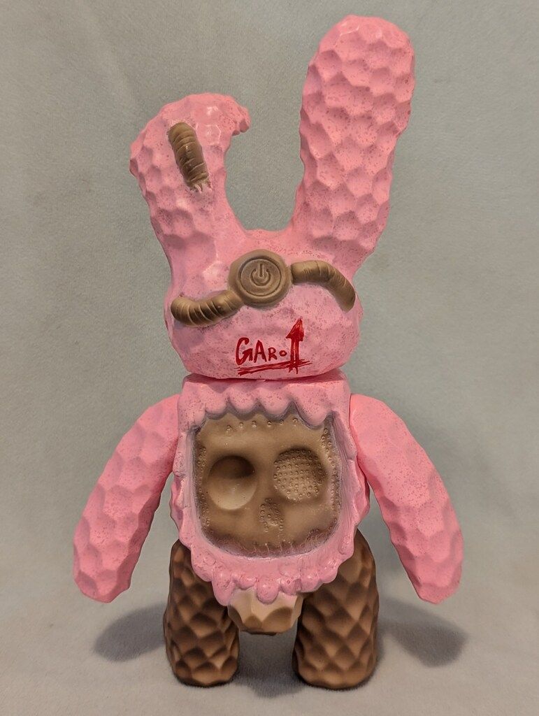 Turn Up Toys GARO BUGるBUNNYフロッキー Turn Up Toys GARO BUGるBUNNY -11.11- - メルカリ
