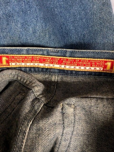Trussardi 上下 TRUSSARDI JEANS トラサルディ ジーンズ 刺繍 イタリア製 金