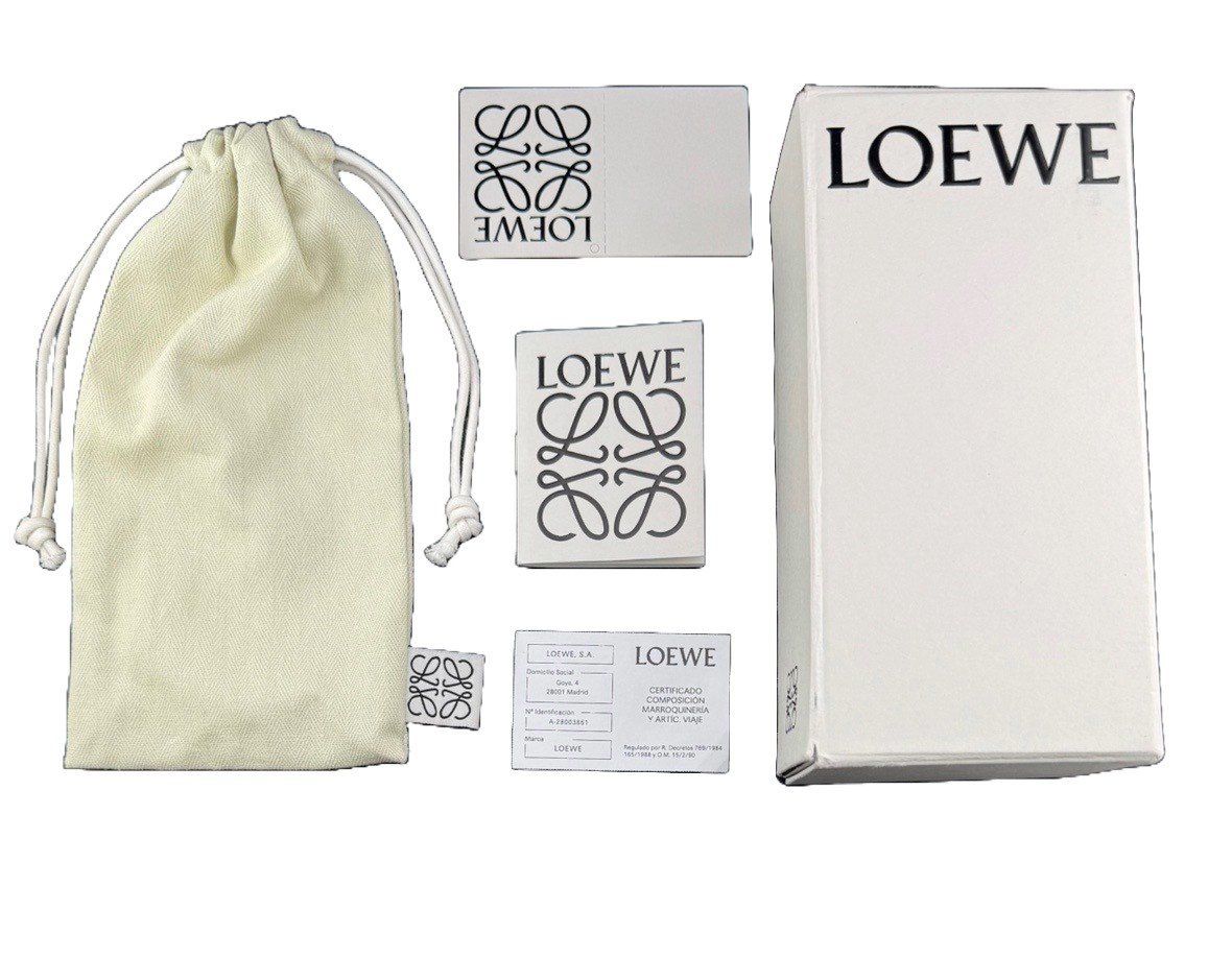 【中古品】LOEWE ロエベ スラップ ブレスレット スモール　赤　レッド 中古品】LOEWE ロエベ スラップ ブレスレット スモール 赤