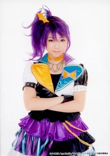 中古】生写真(女性) 山北早紀(東堂シオン)/膝上・腕組み・キャラクター