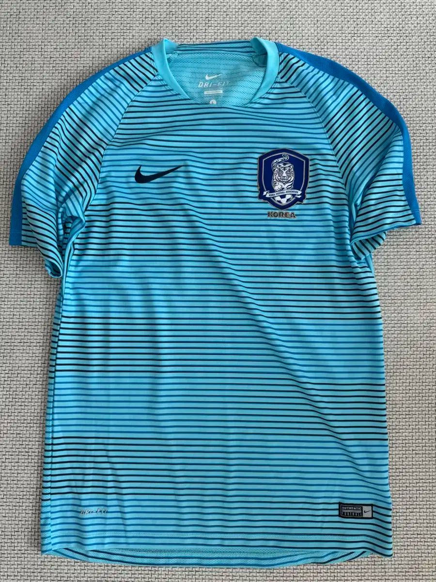 新品未使用　韓国代表　トレーニングウェア　L 2016 ー 2018 韓国国家代表 トレーニング トップス L 販売