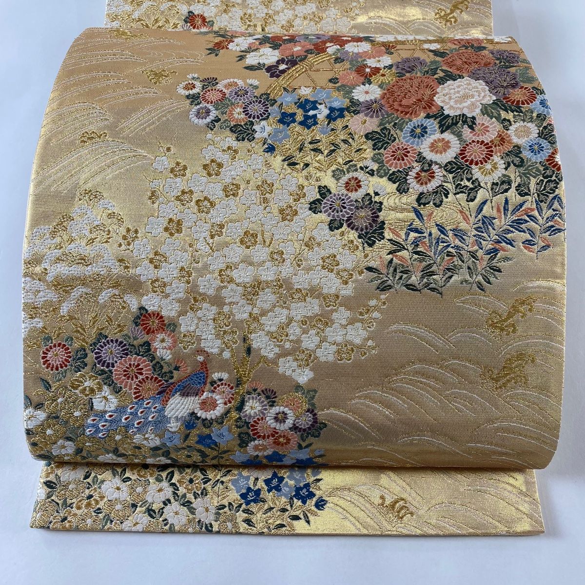 未使用品 正絹 袋帯 尾長鳥 模様 織出し袋帯 袋帯 美品 秀品 草花 尾長鳥 箔 金糸 金色 六通 正絹 【中古