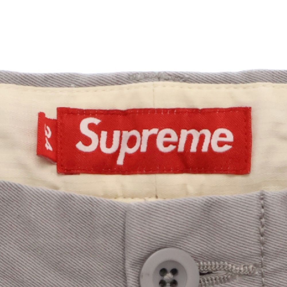SUPREME シュプリーム 24SS Chino Pant ボタンフライ ストレート チノ パンツ グレー SUPREME (シュプリーム) 24SS Chino Pant ボタンフライ ストレート