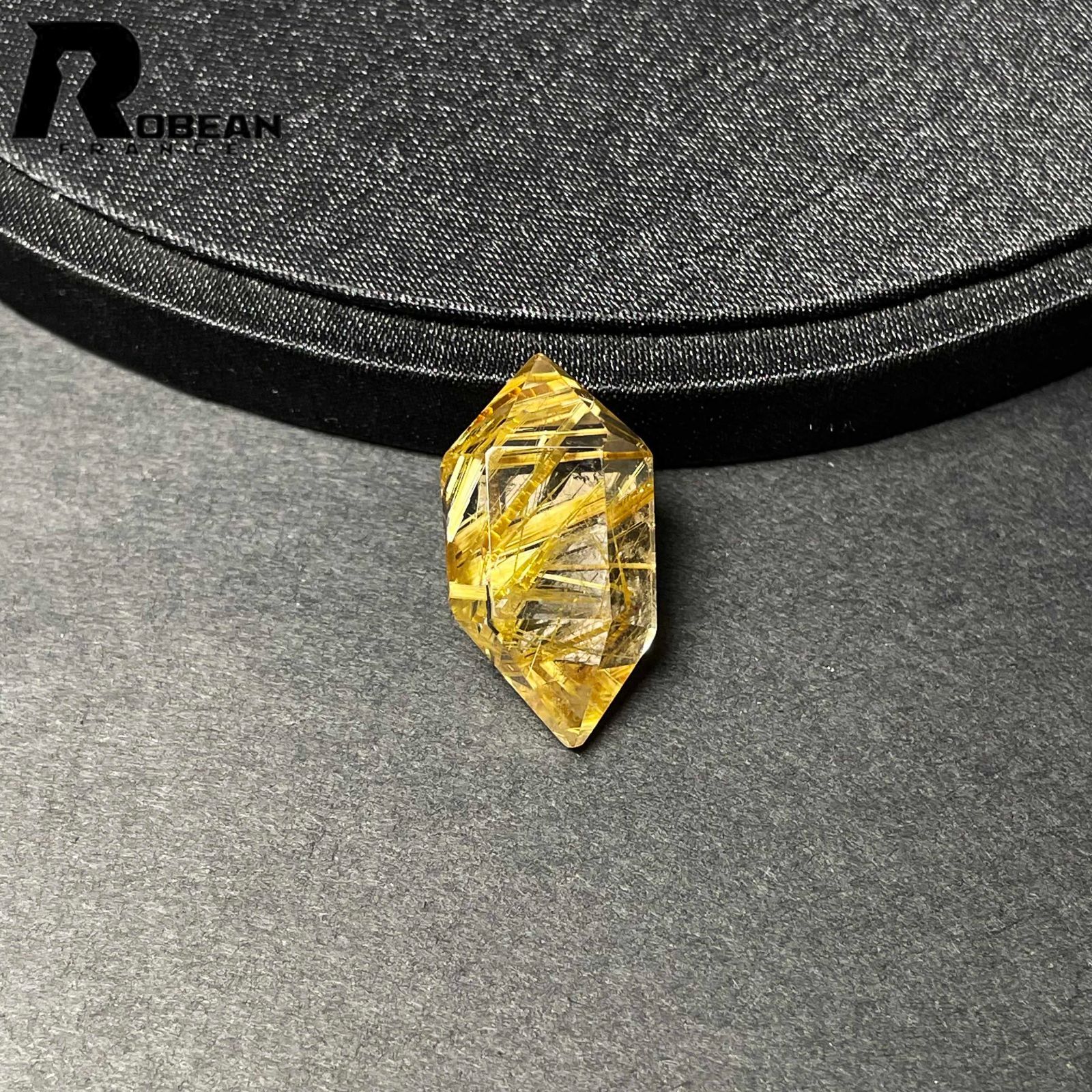 10 OFFクーポン配布中 EU製 定価30万円 ROBEAN 黄金タイチンルチル パワーストーン 天然石 原石 金運 お守り プレゼント2 26 12.2 11.8mm D0922554