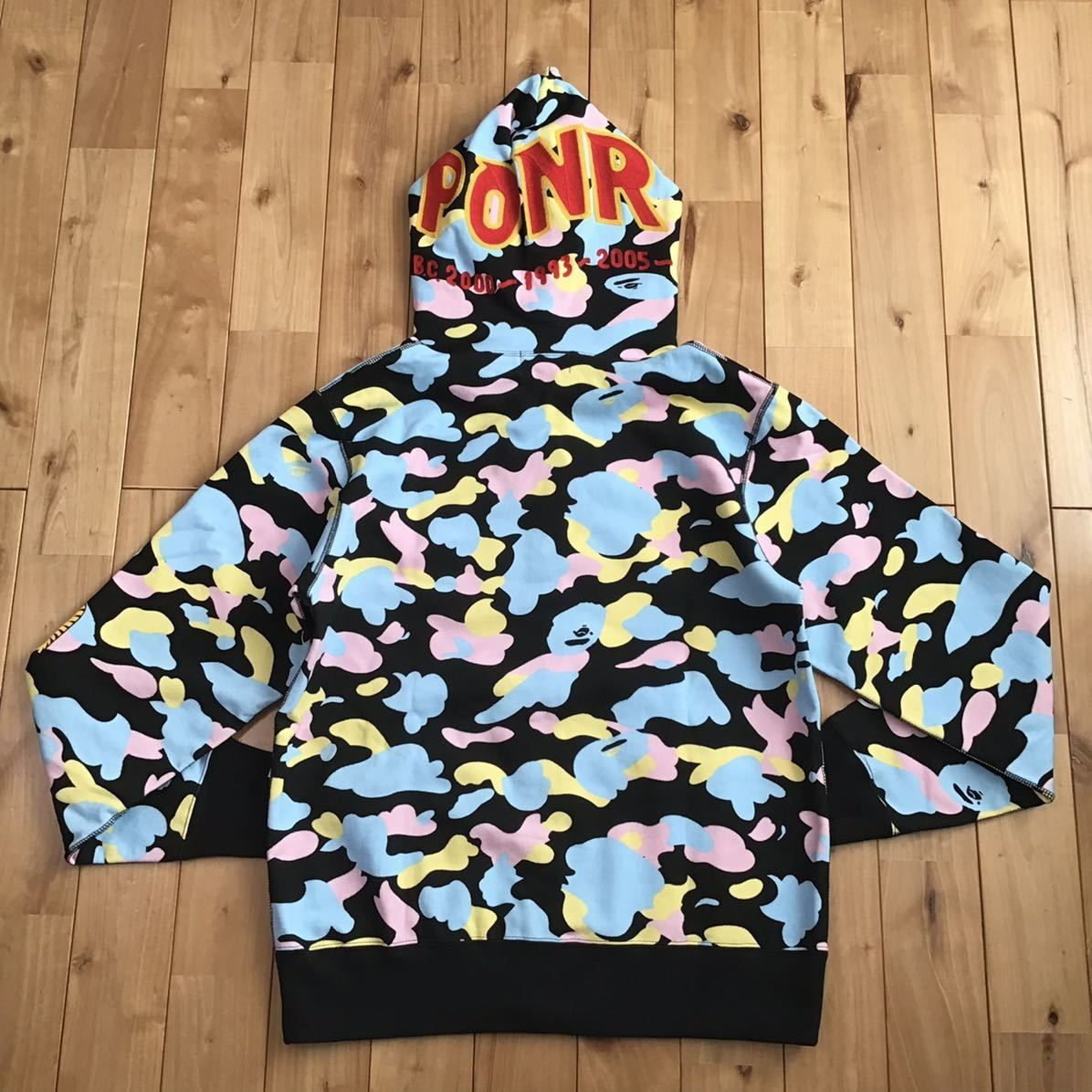 ☆新品☆ New multi camo シャーク パーカー Mサイズ cotton candy  