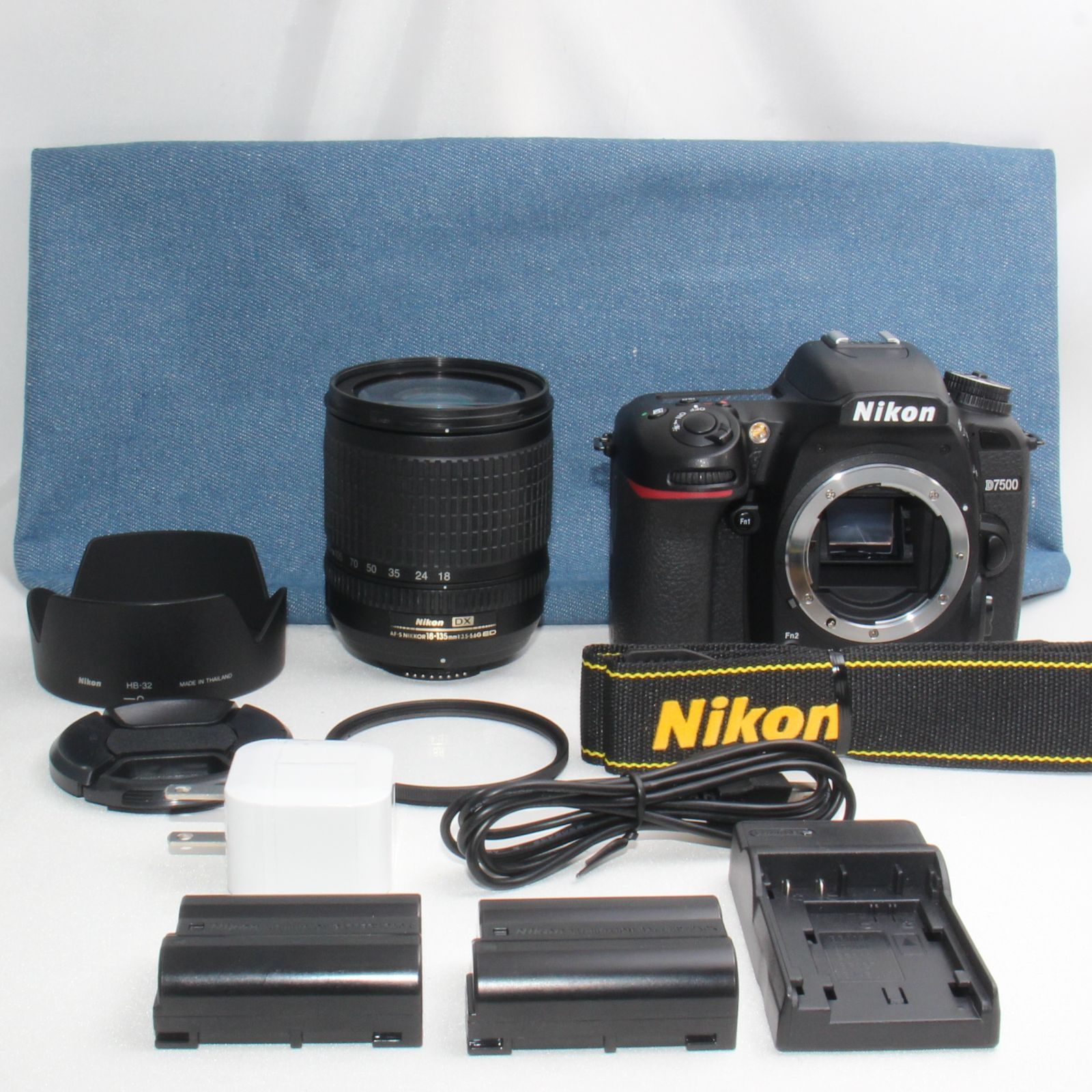 ❤️予備バッテリー&カメラバッグ付❤️Nikon D7500 万能レンズセット ❤️予備バッテリー&カメラバッグ付❤️Nikon D7500 万能レンズ