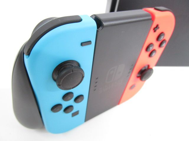 送料無料】☆初期化済☆ Nintendo Switch 本体（ネオンブルー