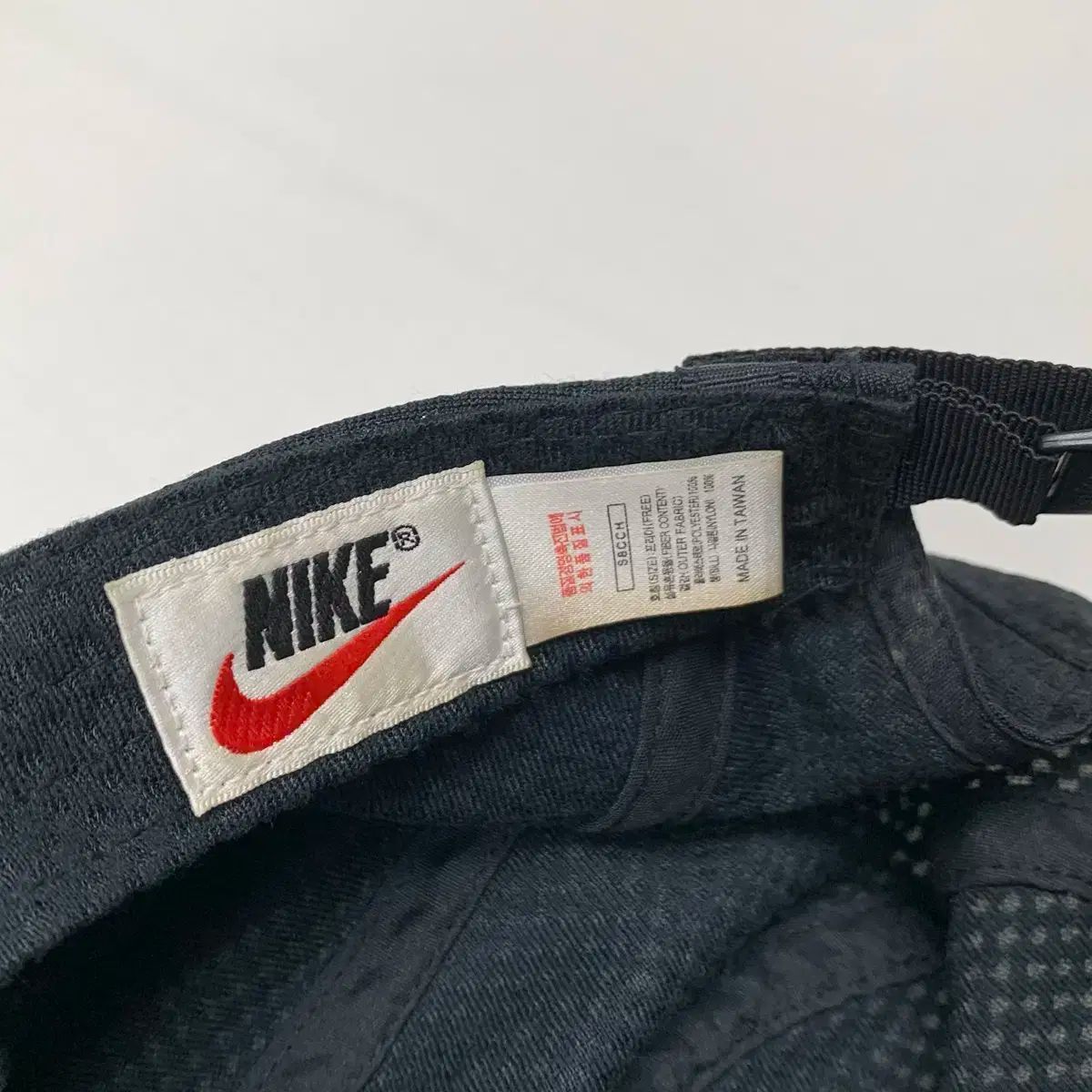 90s台湾製　 NIKEナイキ　アンドレアガシ　メッシュキャップ 90s 【台湾製】NIKE アガシ メッシュキャップ vintage - メルカリ