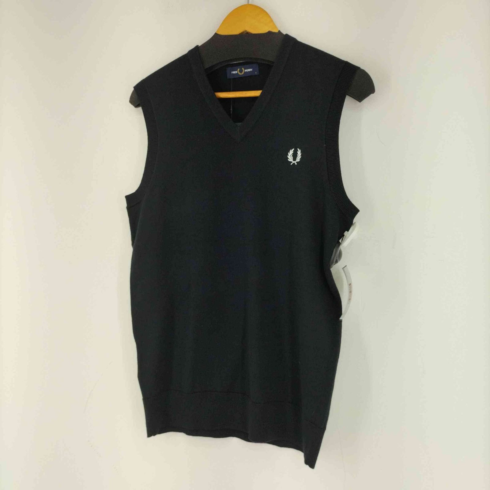 フレッドペリー FRED PERRY Classic V-Neck Tank メンズ S - メルカリ