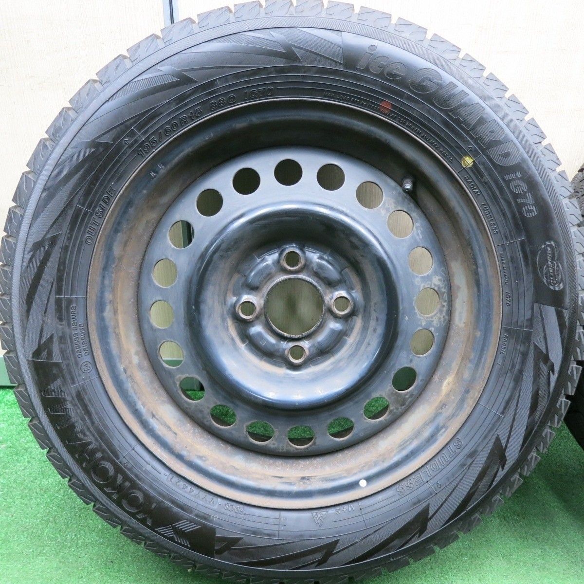 超バリ溝！21年！ほぼ10分☆スタッドレス 195/60R15 ヨコハマ アイス 