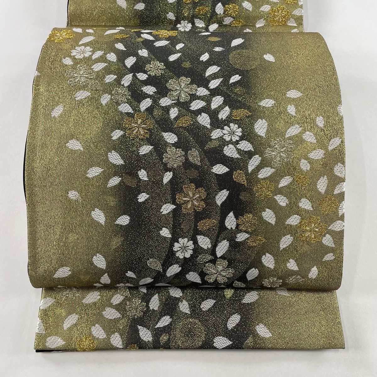 袋帯 美品 秀品 鈴乃屋 桜 花びら 箔 金色 六通 正絹 【中古