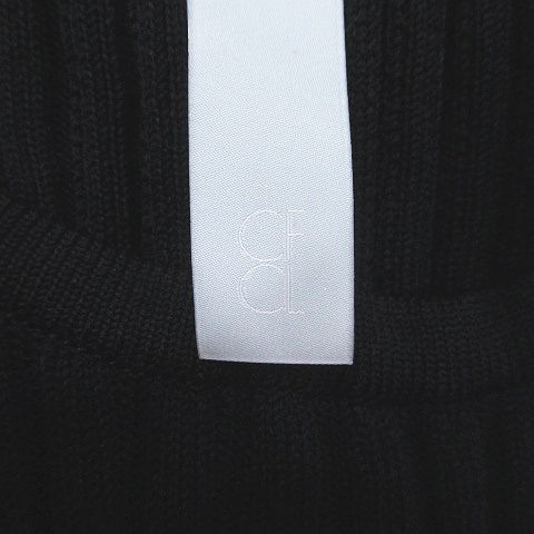 CFCL 半袖ワンピース 黒とオレンジ