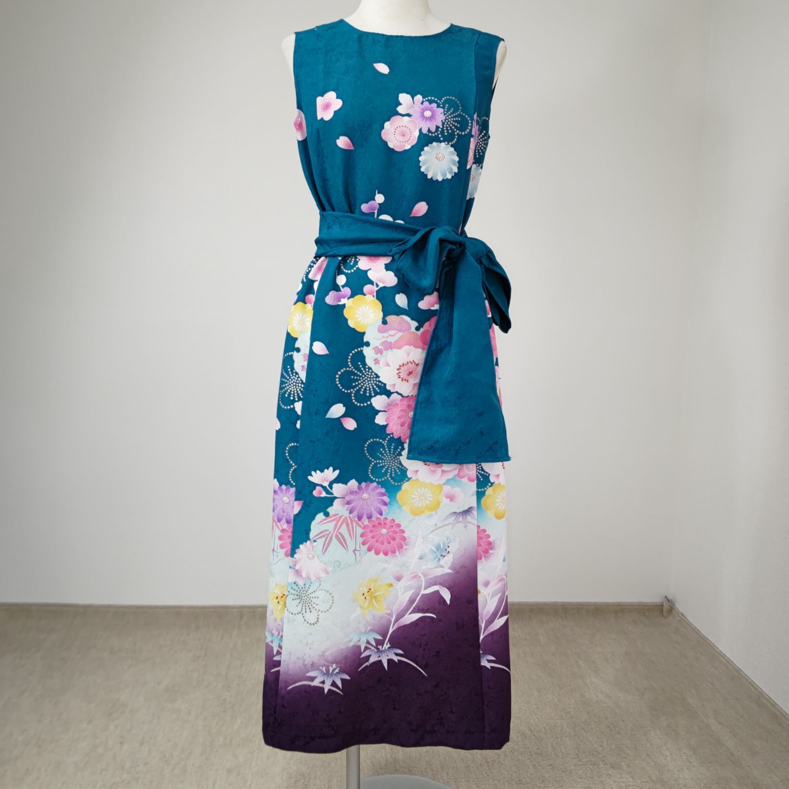 zunezune 振袖ドレス ノースリーブ 着物リメイクワンピース 深緑 zunezune 振袖ドレス ノースリーブ 着物リメイクワンピース 抹茶色