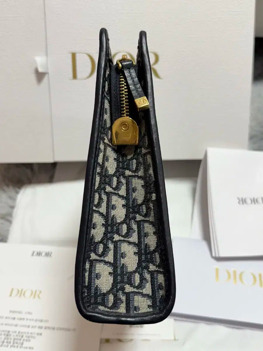 Dior ディオール