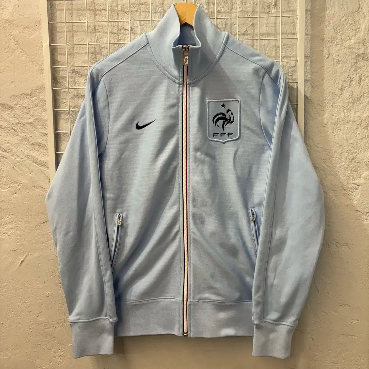 Nike(ナイキ） フランス 国代表 スカイブルー トラックトップス