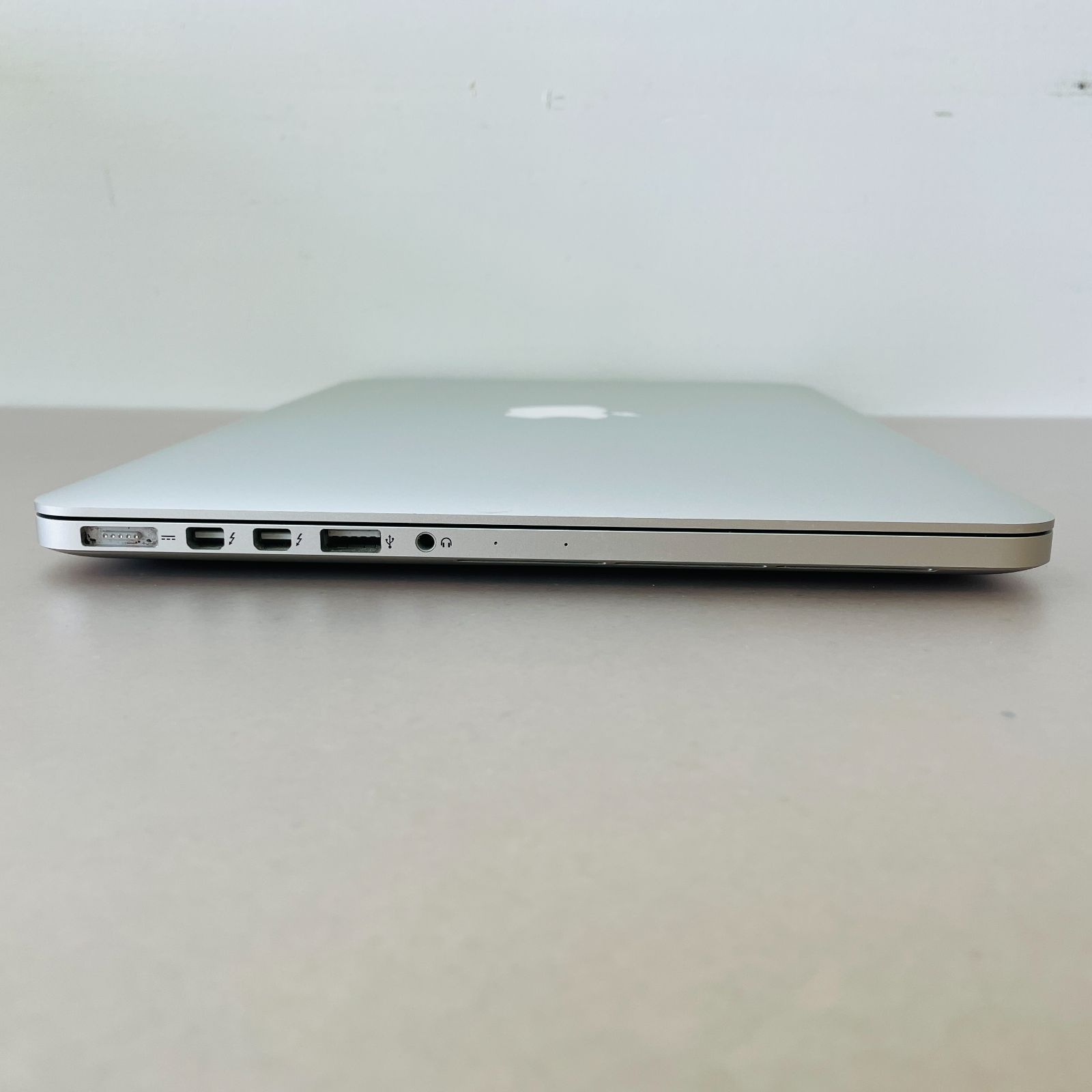 MacBook Pro 2013 13インチ i5 16GB SSD 512GB 充放電回数192回 US