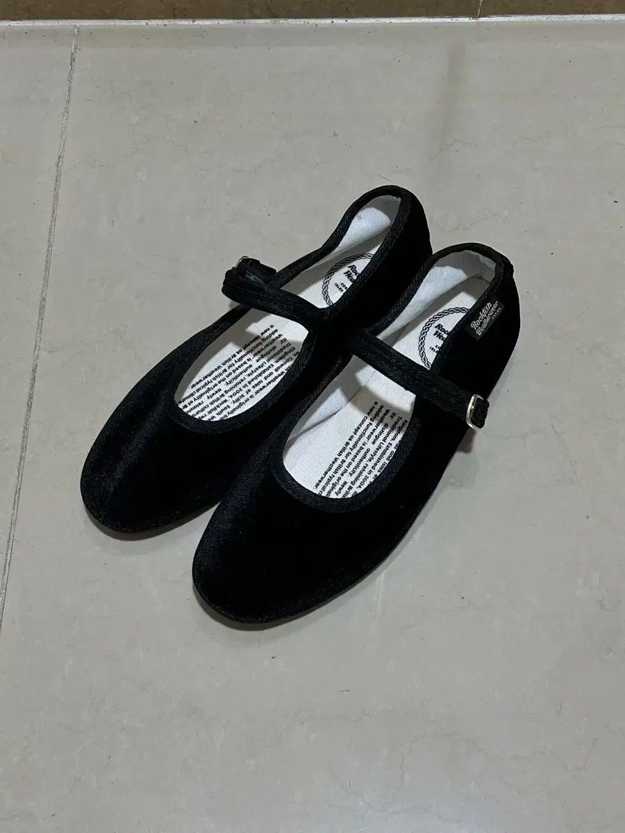 ROCK FISH ロックフィッシュ ベラ MARY JANE メリージェーン フラット 黒 255 UK6