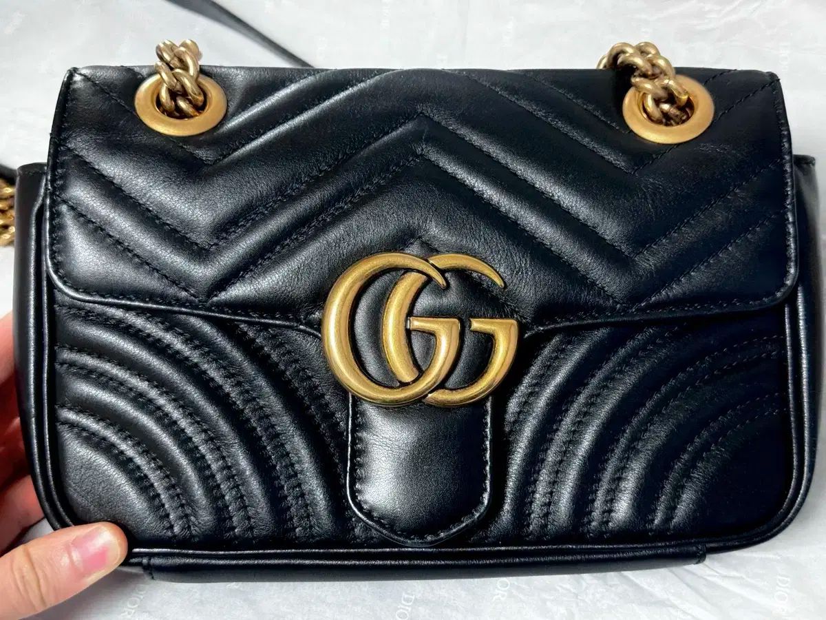 GUCCI グッチ マトラッセ ミニバッグ