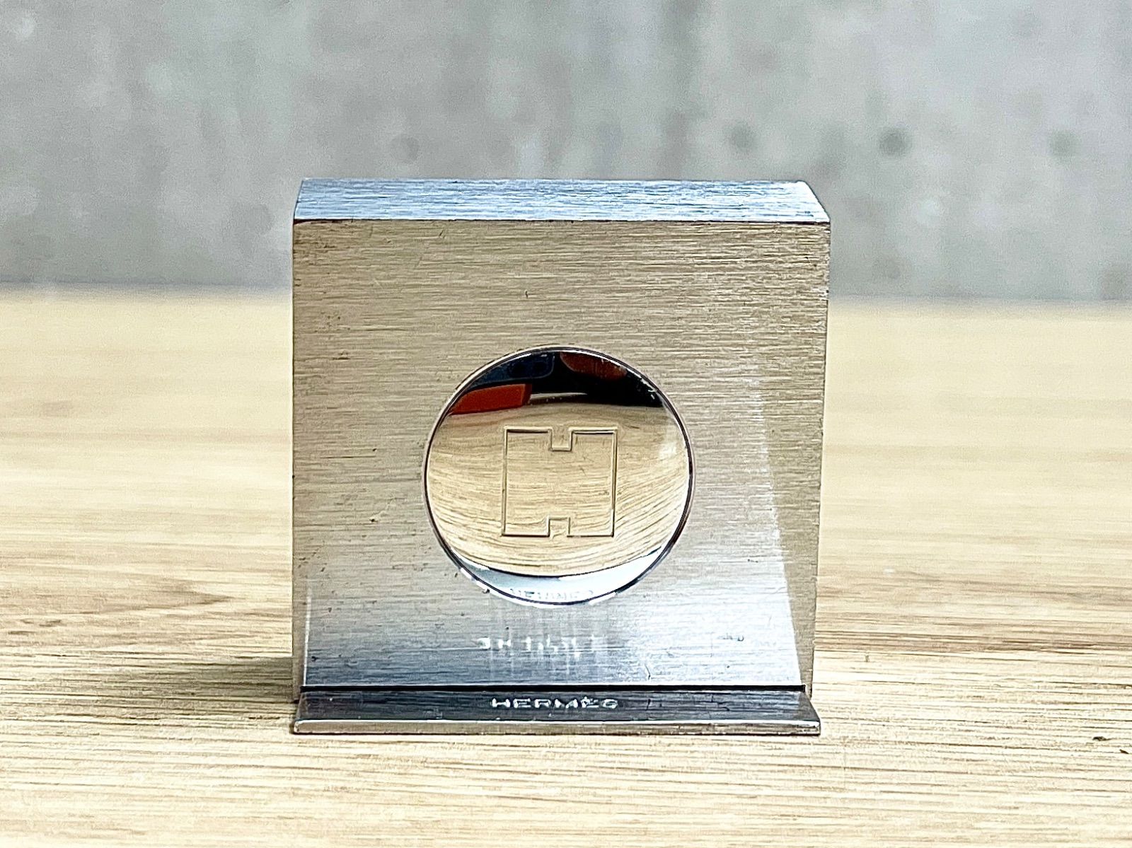 エルメス　フォト　メモ　スタンド 新品 HERMES エルメス フォトスタンド メモスタンド 【公式通販】