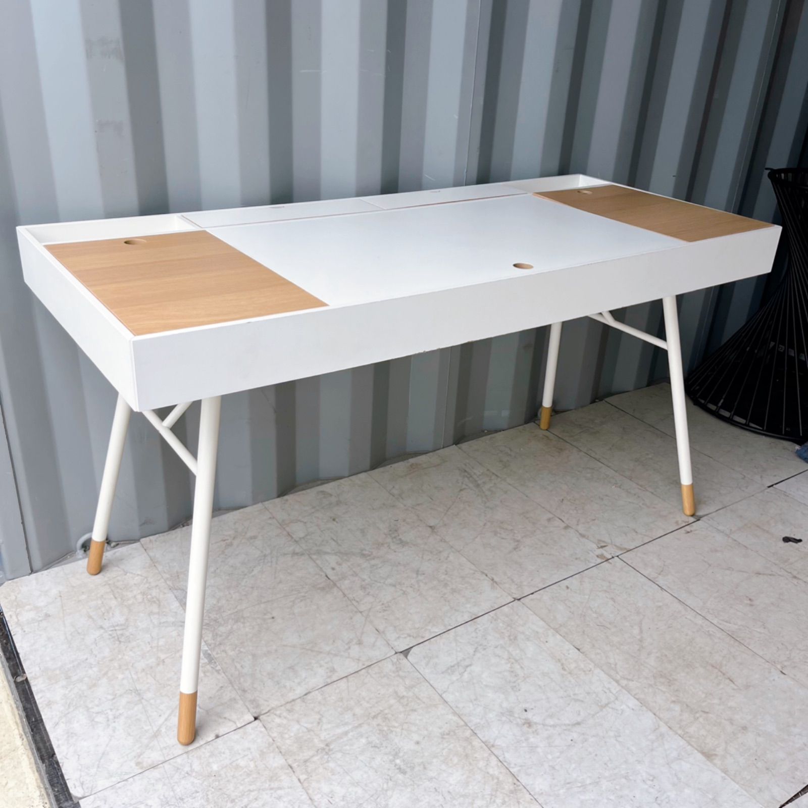 取付無料！ボーコンセプト クパチーノ Cupertino w140デスク✨ こちら