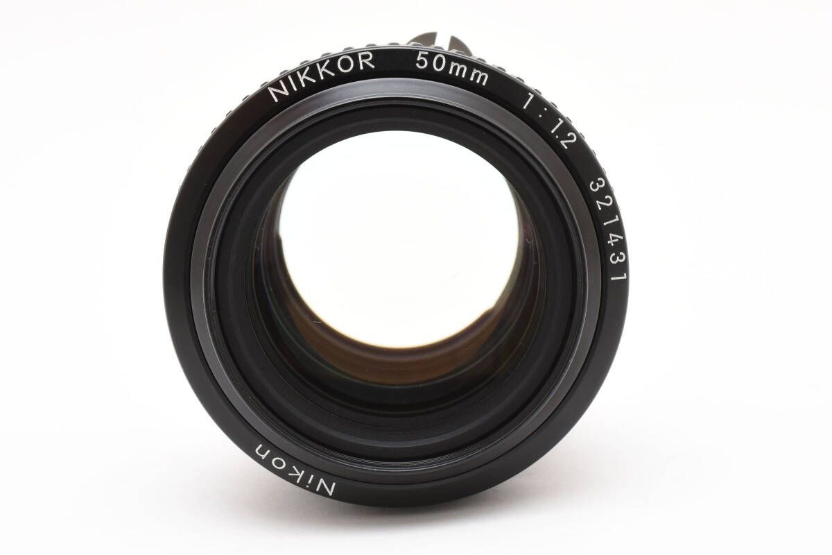 50mm F1.2
