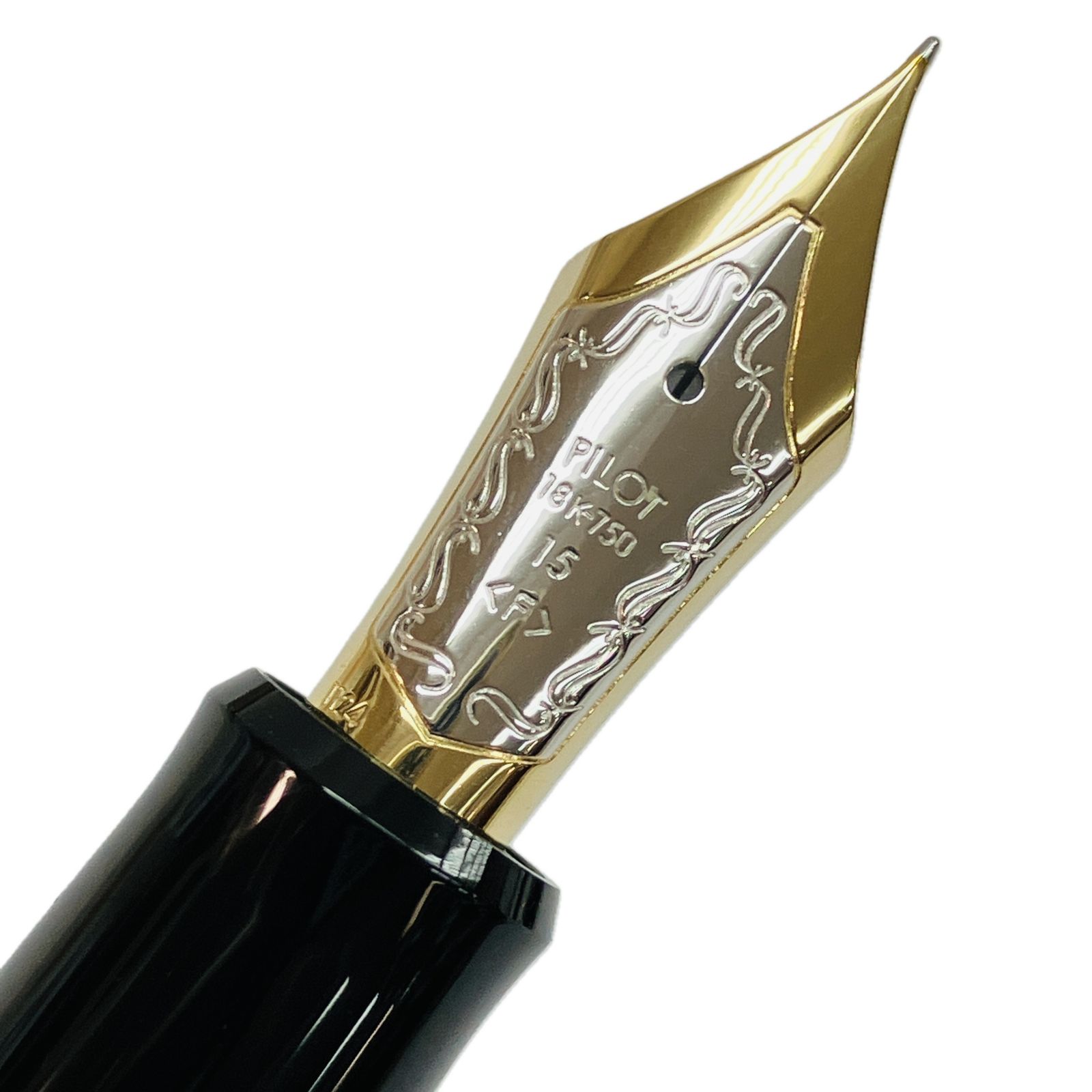 万年筆 漆仕上げ