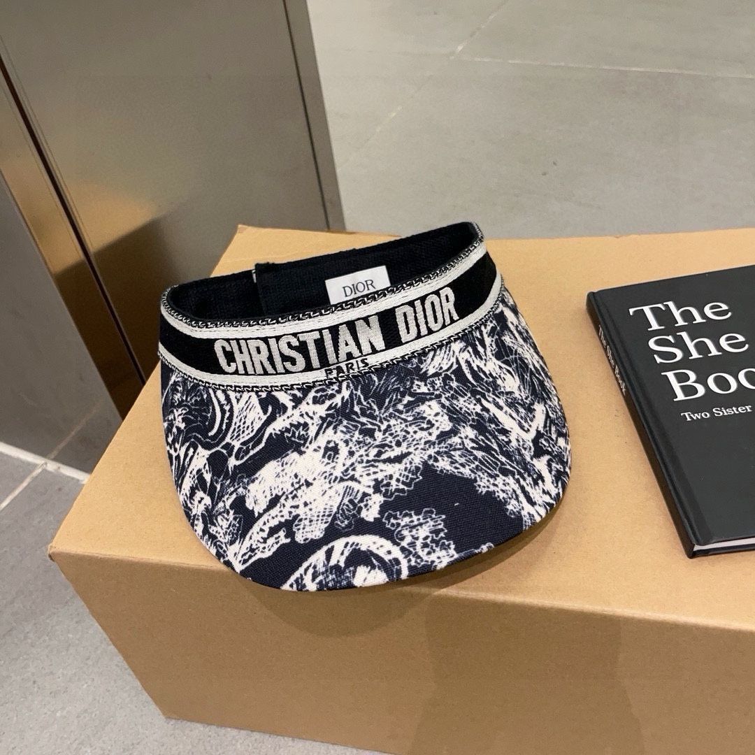 のノンクローズドストローハット