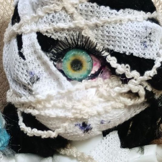 手作り一点物　怖くてカワイイ人形 きもかわミイラ 一つ目 鬼子ドール 人形 ホラー 怖い - メルカリ