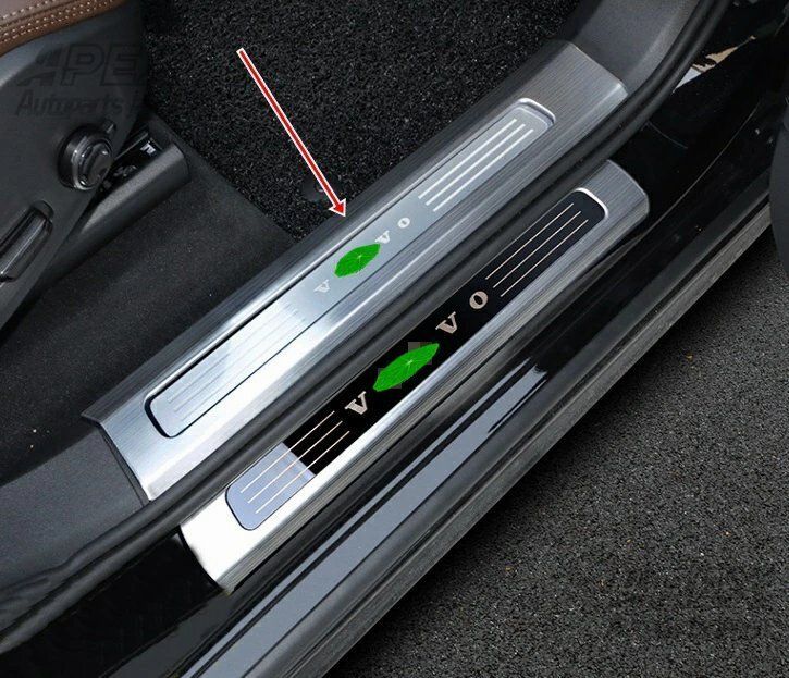 スカッフプレート