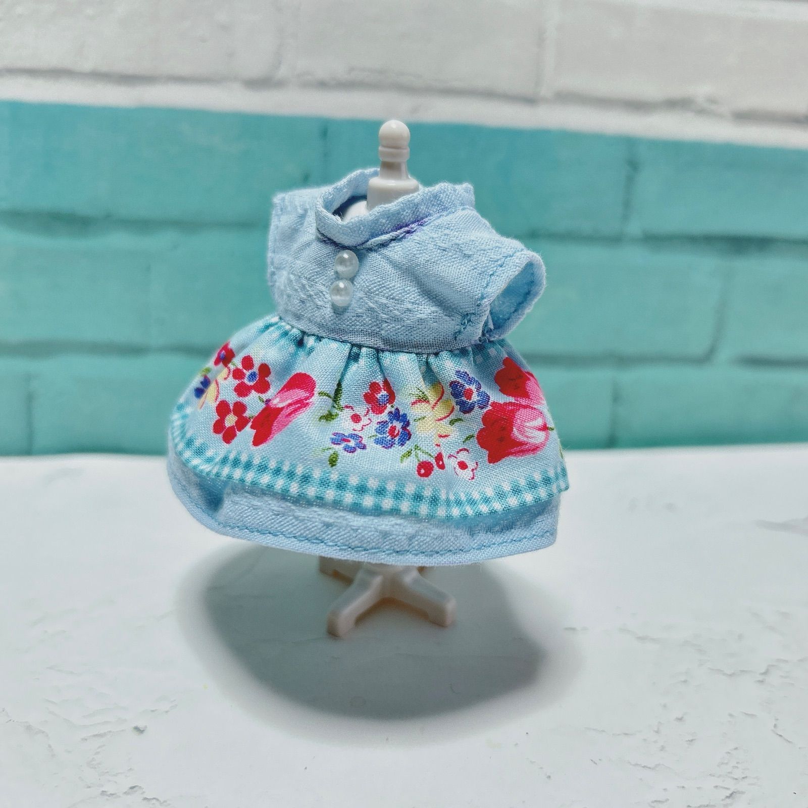 ましろん様専用 シルバニア ハンドメイド お母さん 服 花柄 水色